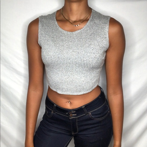 3/$15 Gray crop top sleeveless abound L Knit shirt - Picture 2 of 3